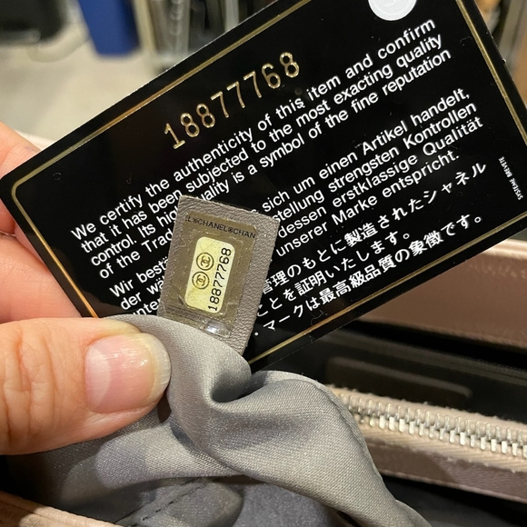 Chanel Grand Shopping Tote - Picture 2 of 4